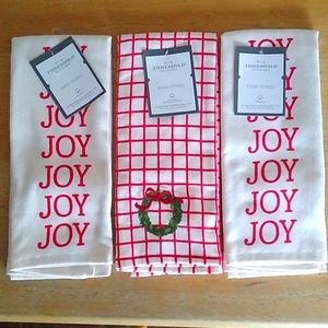 🎉HP🎉Threshold Holiday Hand Towels, Set of 3, NWT